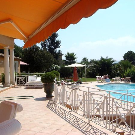 La Tarentane Ξενοδοχείο Grimaud Εξωτερικό φωτογραφία